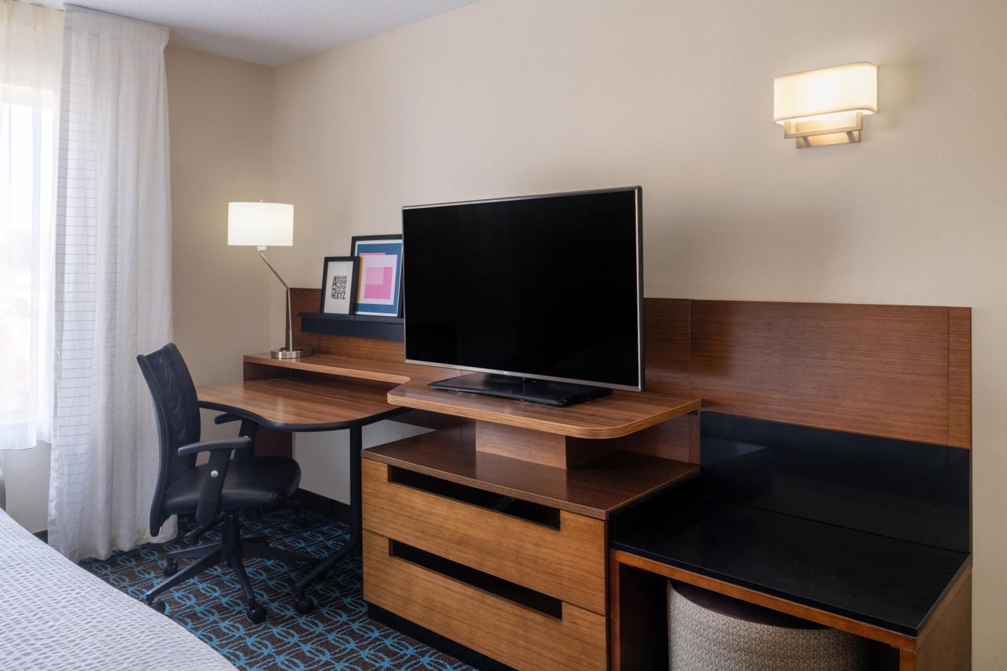 Garner Hotel Macon West By Ihg Eksteriør billede